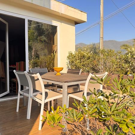 Casa Bisou Italia Wifi Et Parking Free Privato Villa Diano San Pietro Екстериор снимка