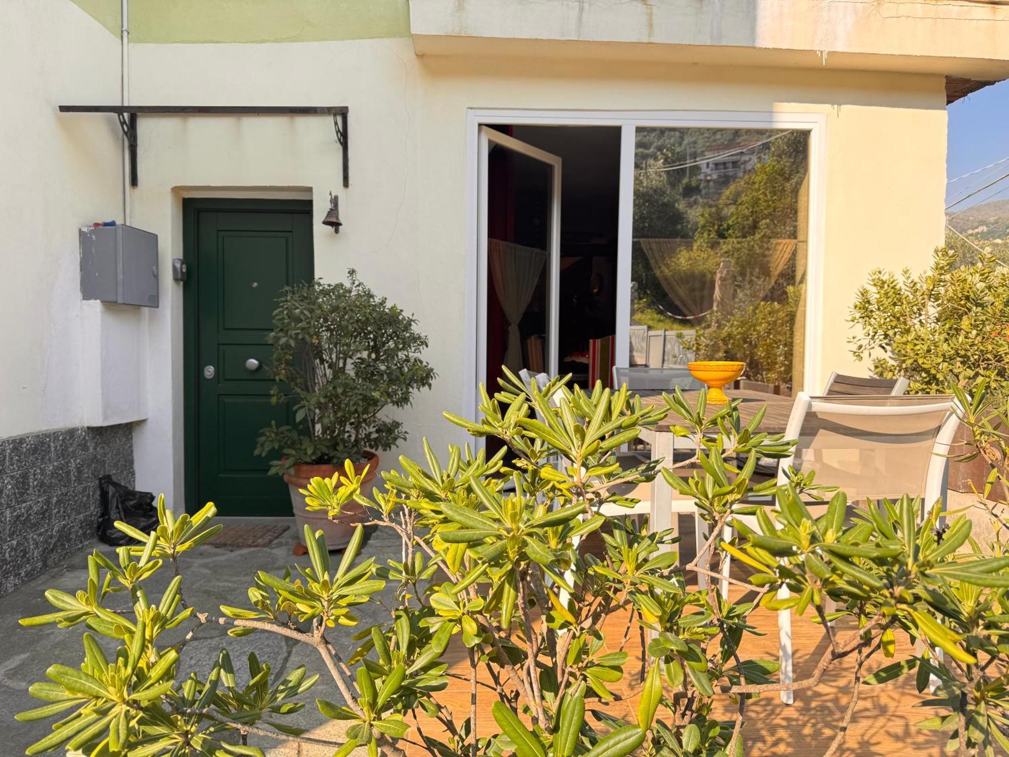 Casa Bisou Italia Wifi Et Parking Free Privato Villa Diano San Pietro Екстериор снимка