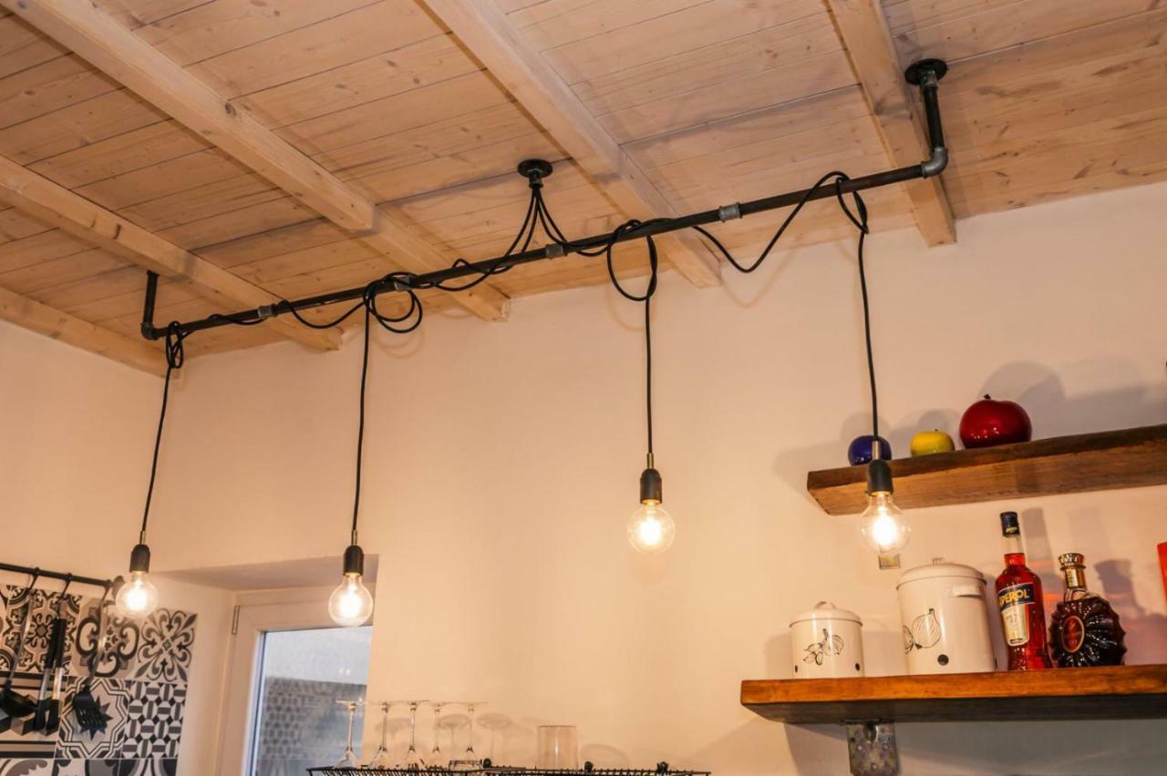 Casa Bisou Italia Wifi Et Parking Free Privato Villa Diano San Pietro Екстериор снимка