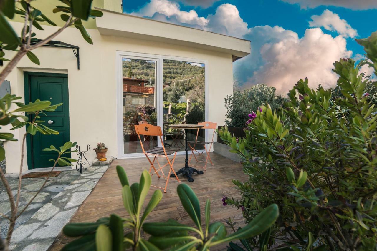 Casa Bisou Italia Wifi Et Parking Free Privato Villa Diano San Pietro Екстериор снимка